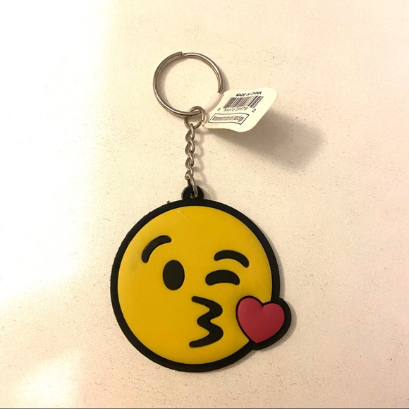 🛍 5 for $15 all listed for $8 & under 🎈Accessory Keychain Scarf Bundle - Picture 2 of 16